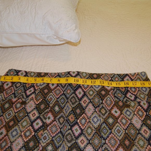 Simply Noelle Tapestry Like A Line Skirt Size L-XL - Picture 6 of 10
